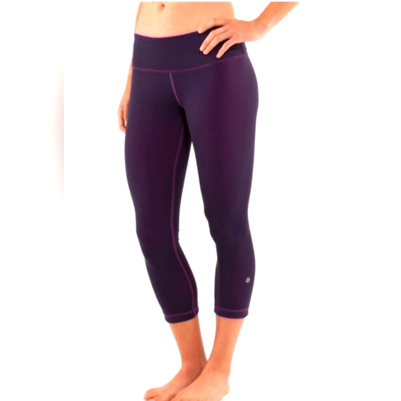 LULULEMON REVERSIBLE WOMEN'S WUNDER UNDER LEGGINGS PINK/BLACK Sz 4 - Picture 3 of 12